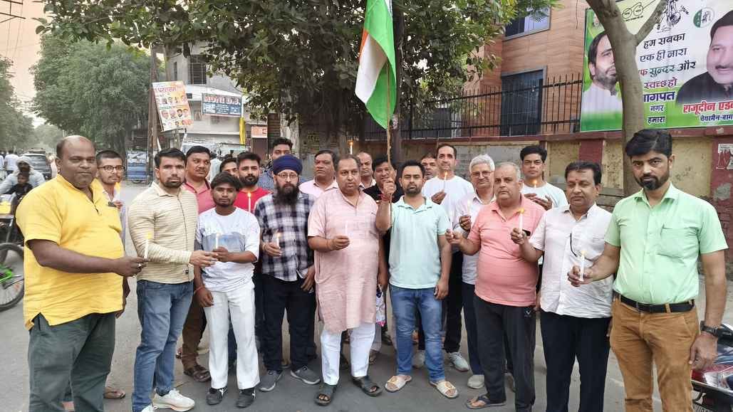The whole of Baghpat remained closed in protest against the terrorists