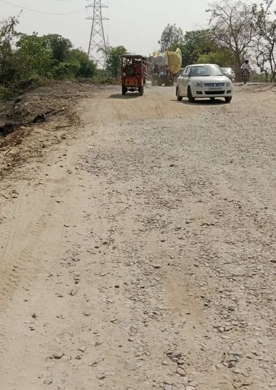 Construction of road started under the closed Ranet bridge, 1.45 crore will be spent