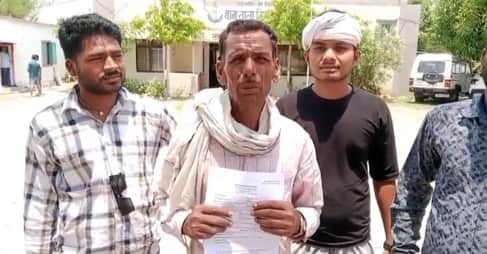 चोरी के बाद पीड़ित ने थाने में की शिकायत