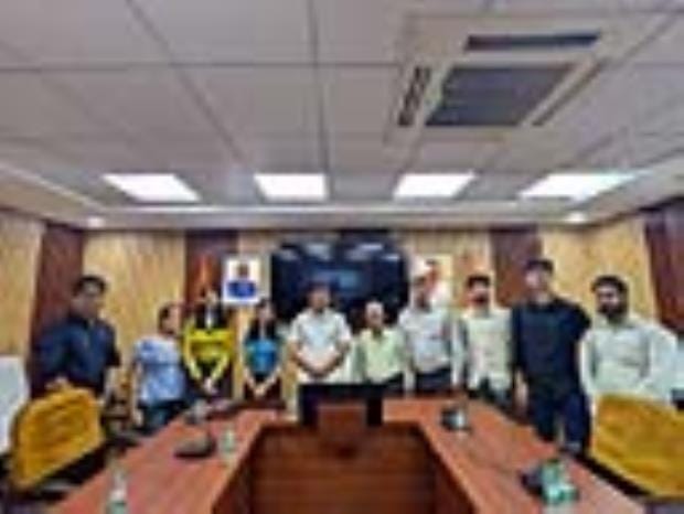 SMVDU Students Visit Delhi Educational Trip