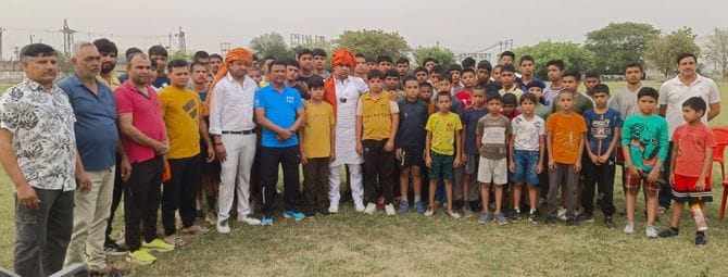 Now wrestlers will practice in air conditioned room