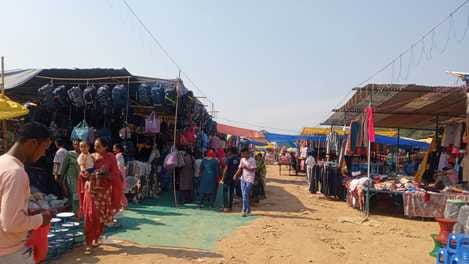 There was no crowd in the shops on the holiday of Jahu Mewa Utsav.