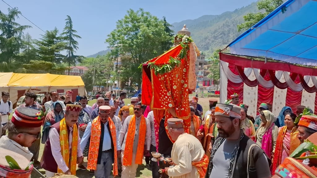 Gauhari Devta will bless the devotees for three days