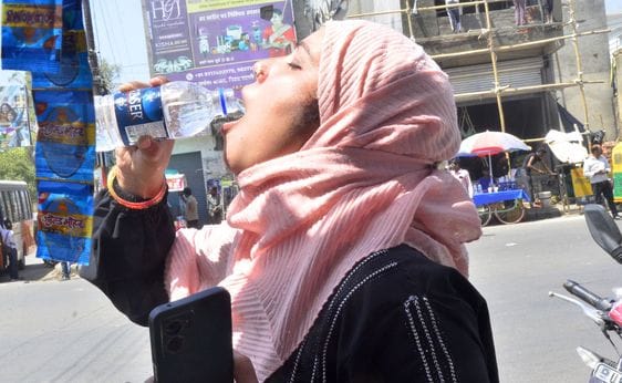 Maximum temperature dropped but there was no relief from heat