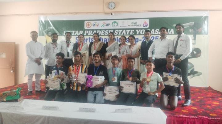 Auraiya's yoga team won 13 medals