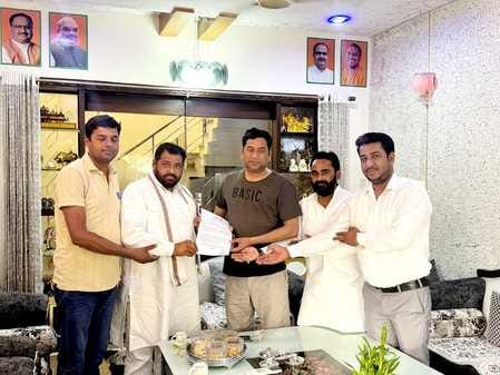 Pathik Sena gave a memorandum to the public representatives