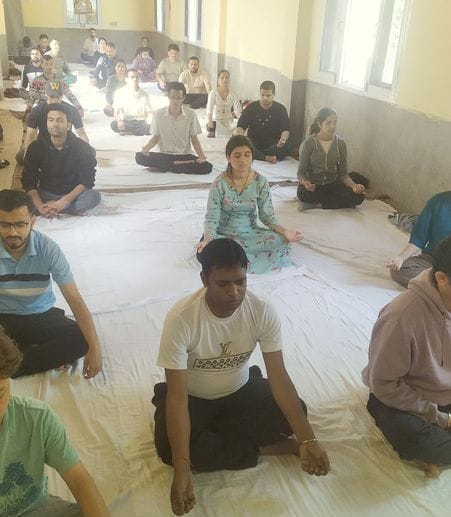 Sudarshan Kriya taught in Art of Living camp in Rampur