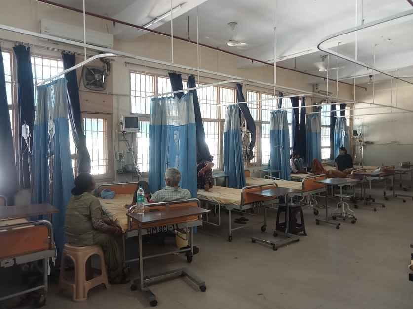 Arrangements for heat wave in the hospital are incomplete, patients are dependent on coolers
