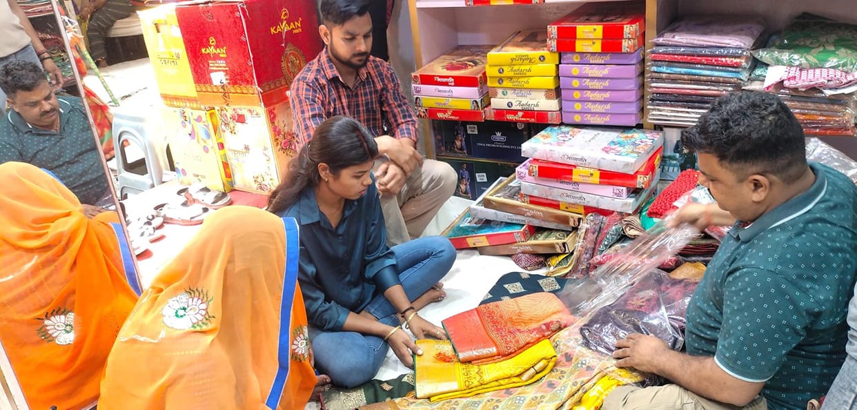 Akshaya Tritiya: 250 weddings today, markets were bustling