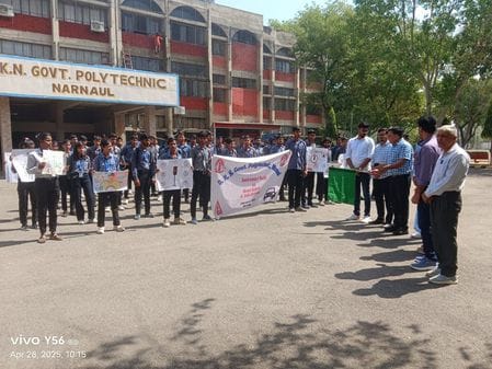 Fazal Imam tops the poster making competition