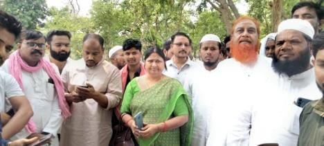 Madrasa operators demonstrated at the Collectorate