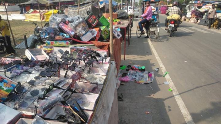 Chaiti Mela: Contractor's men beat up stall shopkeepers