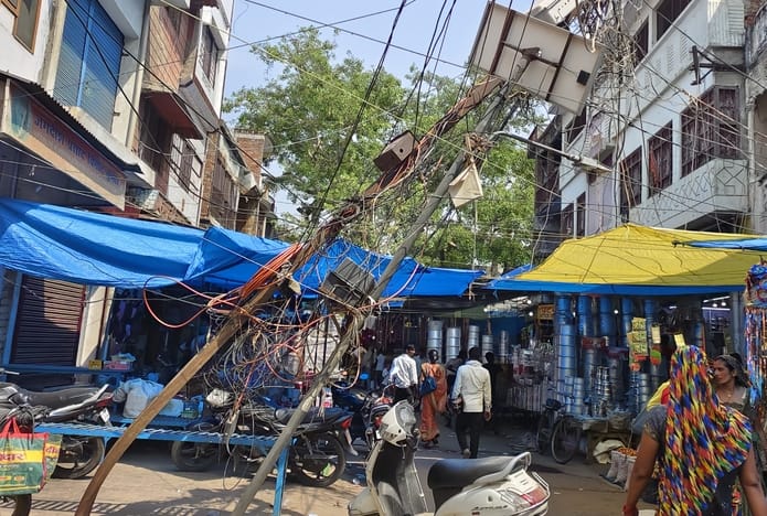 Claims of 96% work completion, still no relief from faults