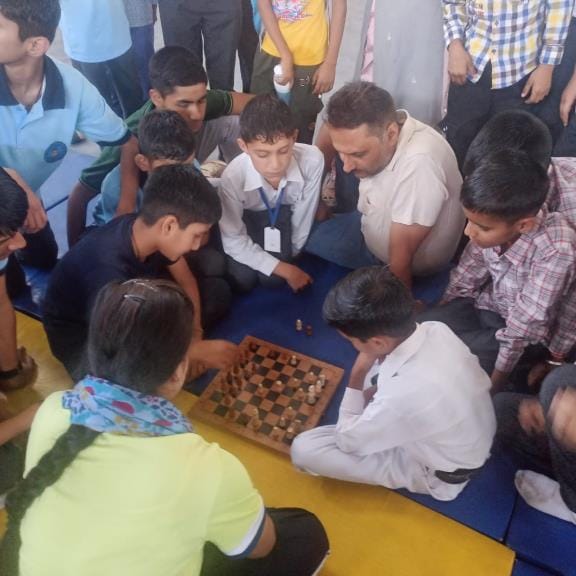 High School Sukarala tops in chess competition