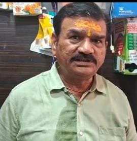 Mobile phone of a devotee who came to celebrate his wedding anniversary was stolen