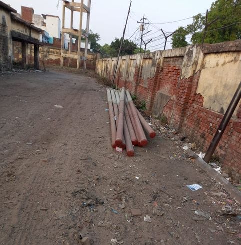 40 lakhs were received a year ago, yet the charging station was not built
