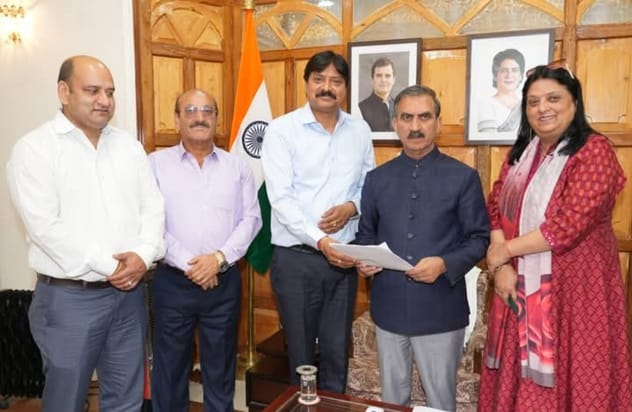 Omkar Nehariya's meeting with CM Sukhu became a topic of discussion