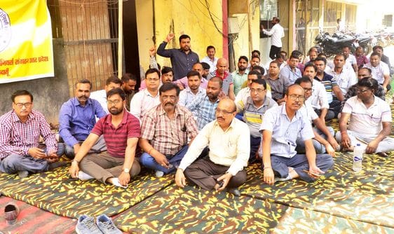 Transformer blew up due to negligence, Rs 1.71 lakh recovered from JE and SDO