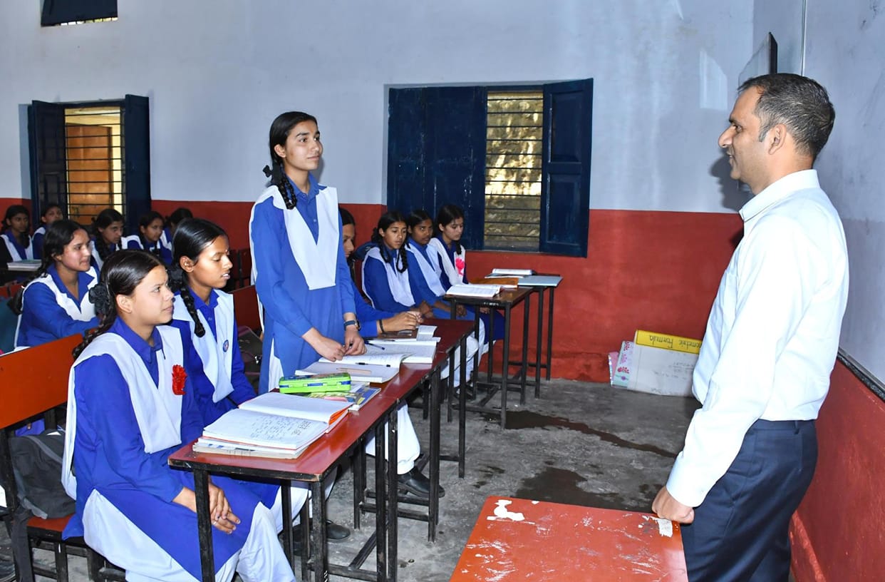 DM Inspects School