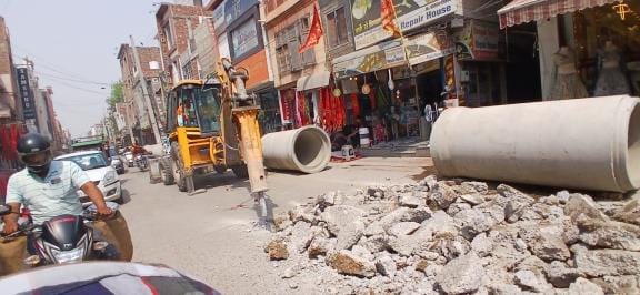 Work started in Hisaria market for drainage of rain water