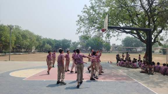 The students of class VIII A got first place in the football competition
