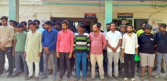 37 people arrested for illegal mining in Kho River
