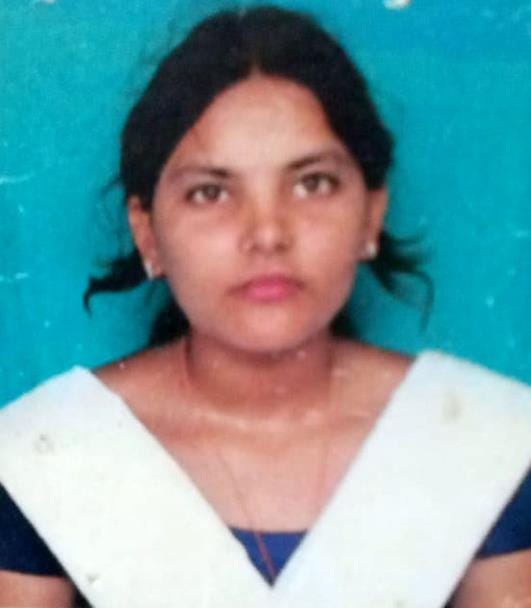 Sanskrit Board: Pooja got third place in the state in Pre-Madhyamik examination