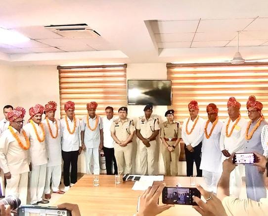 14 police personnel including a DSP retired