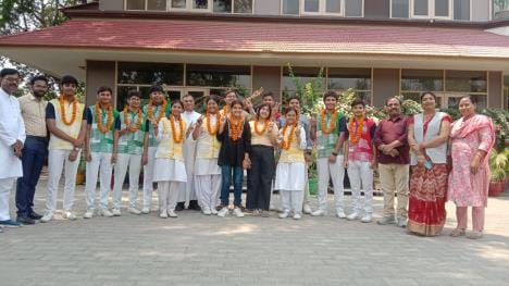 mainpuri news icse topper smirity