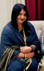 She used to take fake loans in the name of tribals by trapping them in the trap of beauty