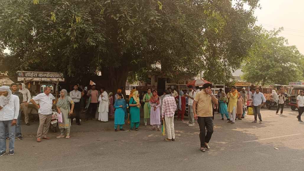 Work on bus queue shelters in limbo, passengers in trouble