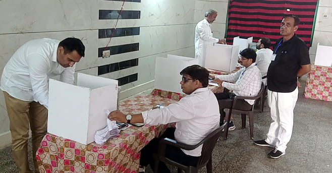 Student leader Krishna Shyokand was crowned as the head of Jat Dharamshala
