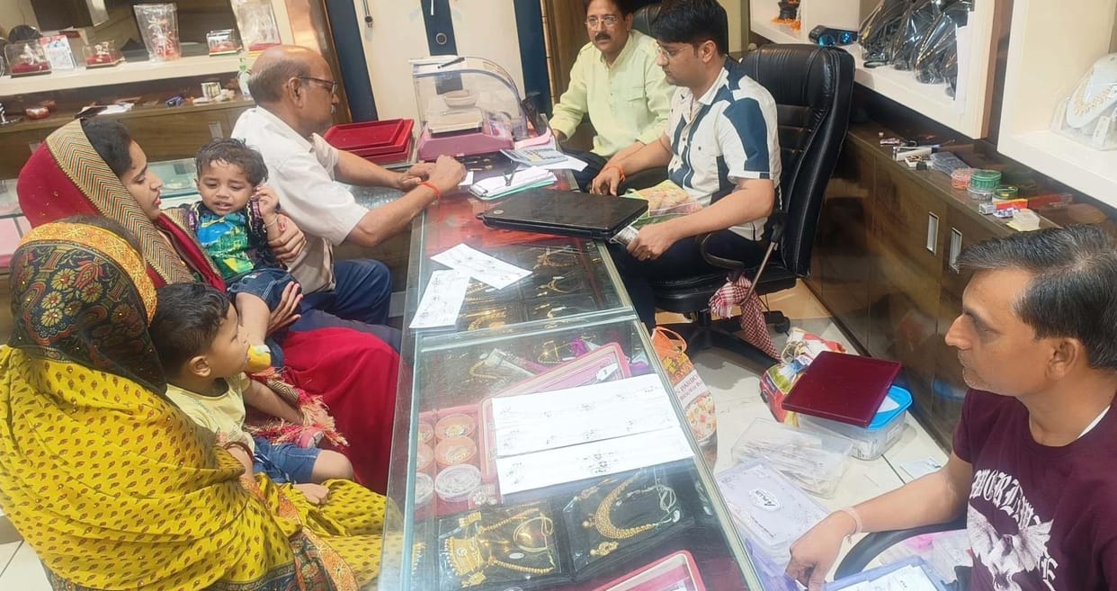Akshaya Tritiya: Coins, jewellery and two-wheelers sold in large numbers