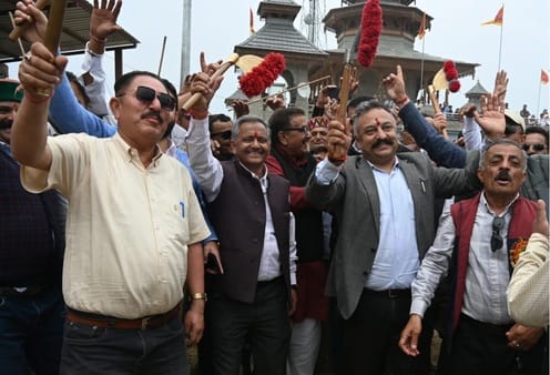 Education Minister reached the district level Mahasu fair of Kotkhai subdivision, honored the Thoda groups