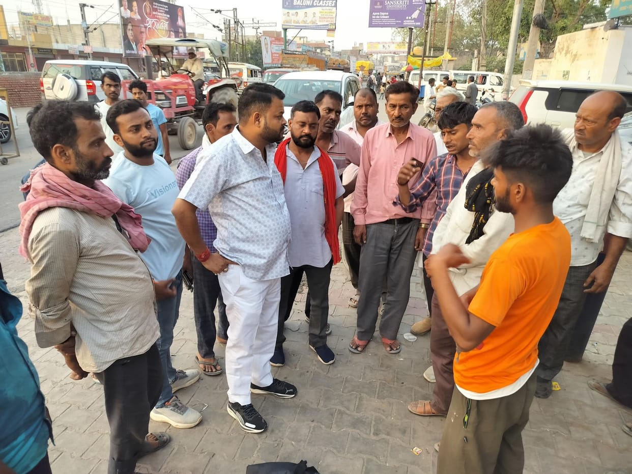 Bike rider niece dies after being hit by truck, uncle injured