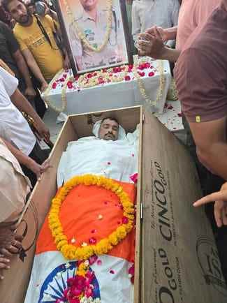 shivpuri-ITBP jawan was given final farewell with state honours, thousands of people were present