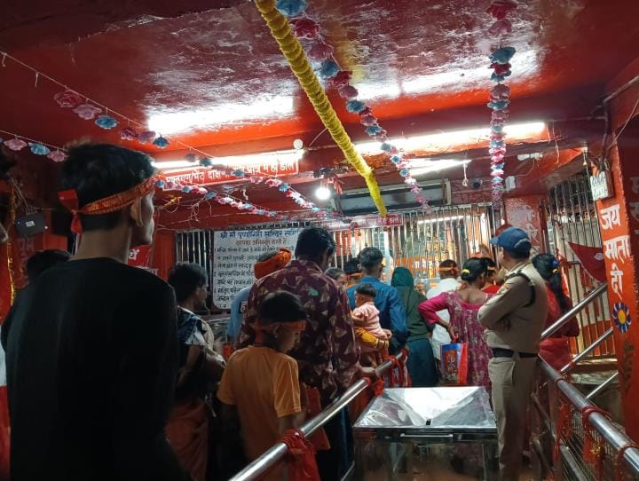 12 thousand. devotees. obeisance. shrine. Maa Purnagiri.