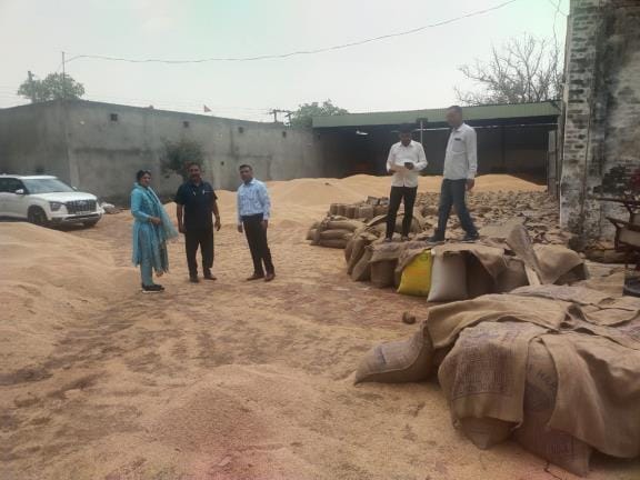 CM Flying raided three warehouses, theft of market fees found