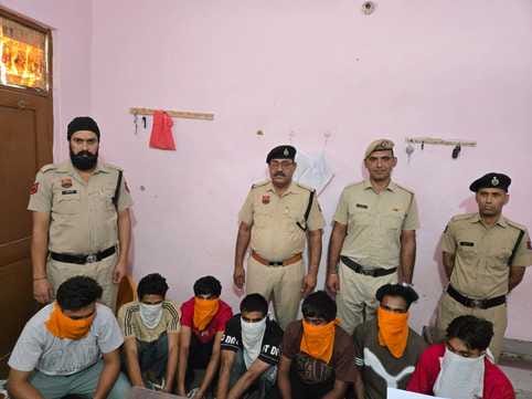 7 youths arrested for planning robbery to get drunk and have fun