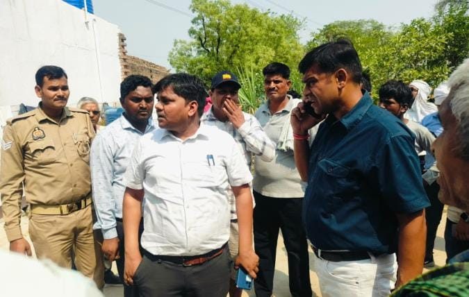 mainpuri news illigle occupation demolish