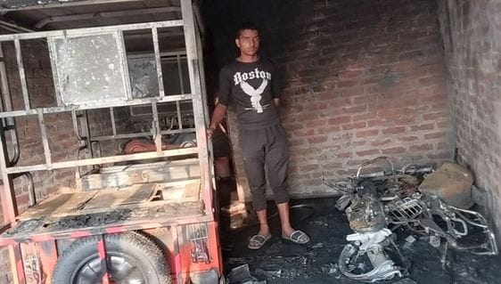 Battery burst with a bang, house caught fire, goods worth three lakhs burnt