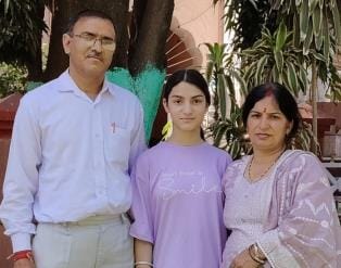 Muskan Got 98.8 And Manisha 98.2 % Marks in 10th Class