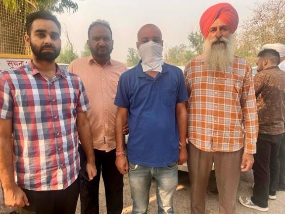 Pansap's general manager caught red handed while taking a bribe of Rs 1 lakh