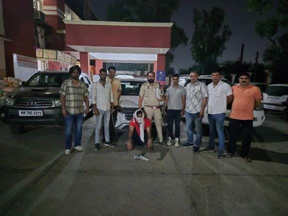 During remand, two Fortuners and mobile phones were recovered from Mandeep alias Raju Punjabi