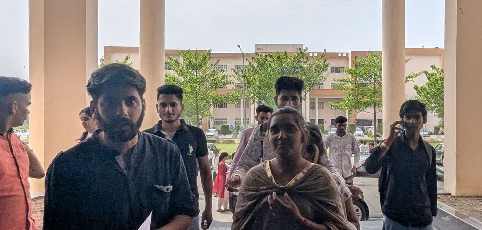 Demand for action against security incharge in CRSU for molestation of girl students