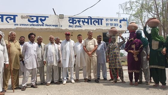 Villagers broke pots due to drinking water shortage in Karsola