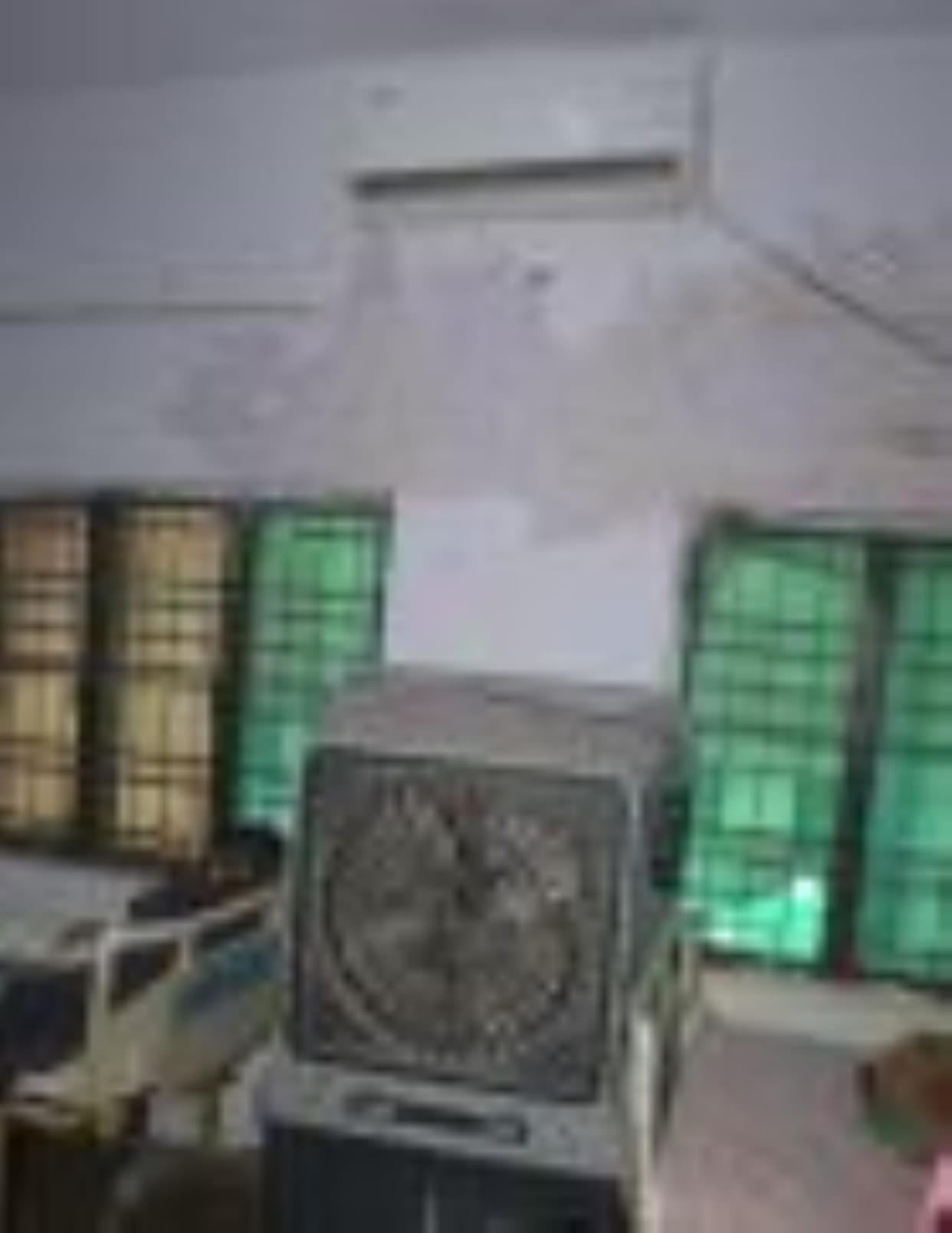 There is no drinking water for patients in the bone ward, AC-cooler is also closed