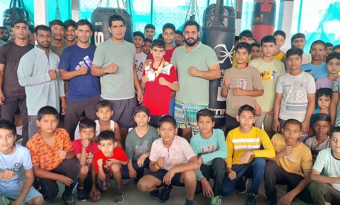 Boxer Harshil won bronze in Asian Boxing