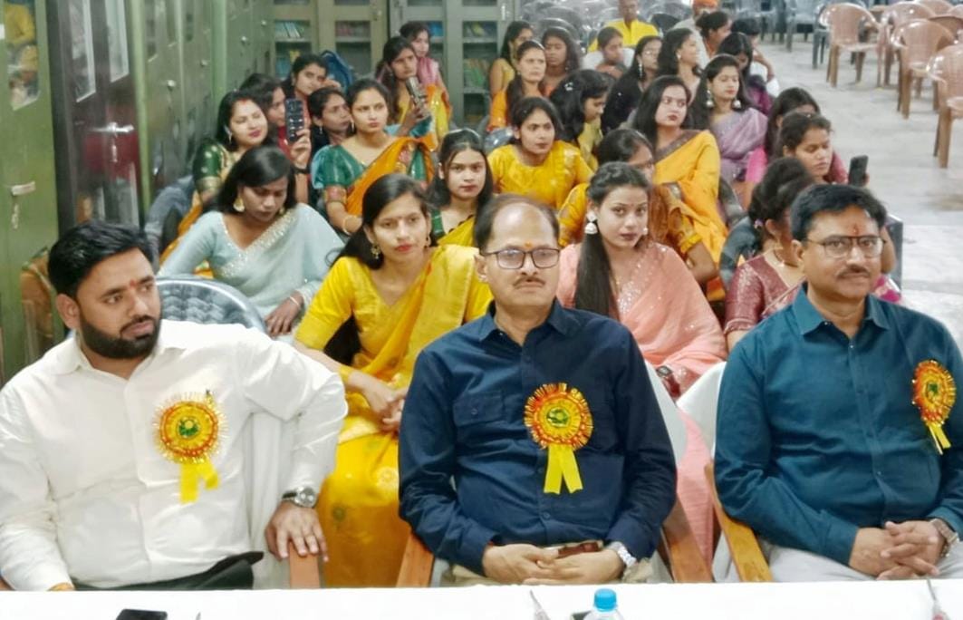 Kalidas to Neelmani and Gargi Pratibha Award to Anjali.