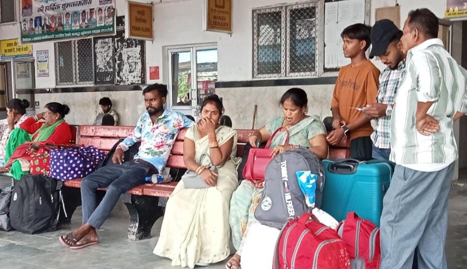 Two special trains going to Varanasi are delayed by several hours